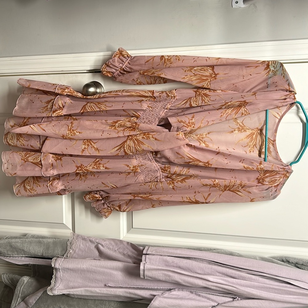 Amazon flower dress tieknot in front
